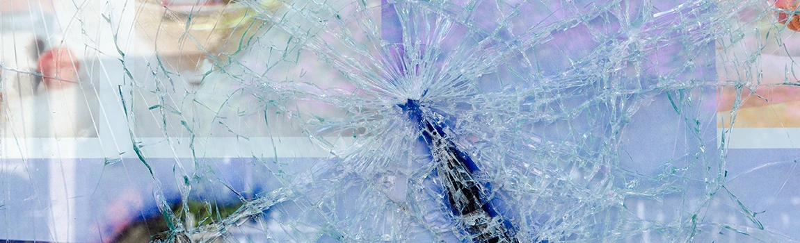 Window Broken Glass Repair in Brownsville, FL